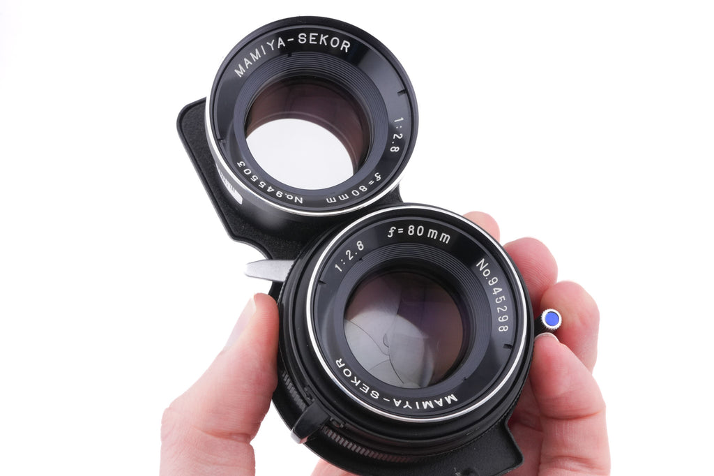Mamiya C330 Professional + 80mm f2.8 Sekor (Blue Dot) + Prism Finder (C220 / C330)