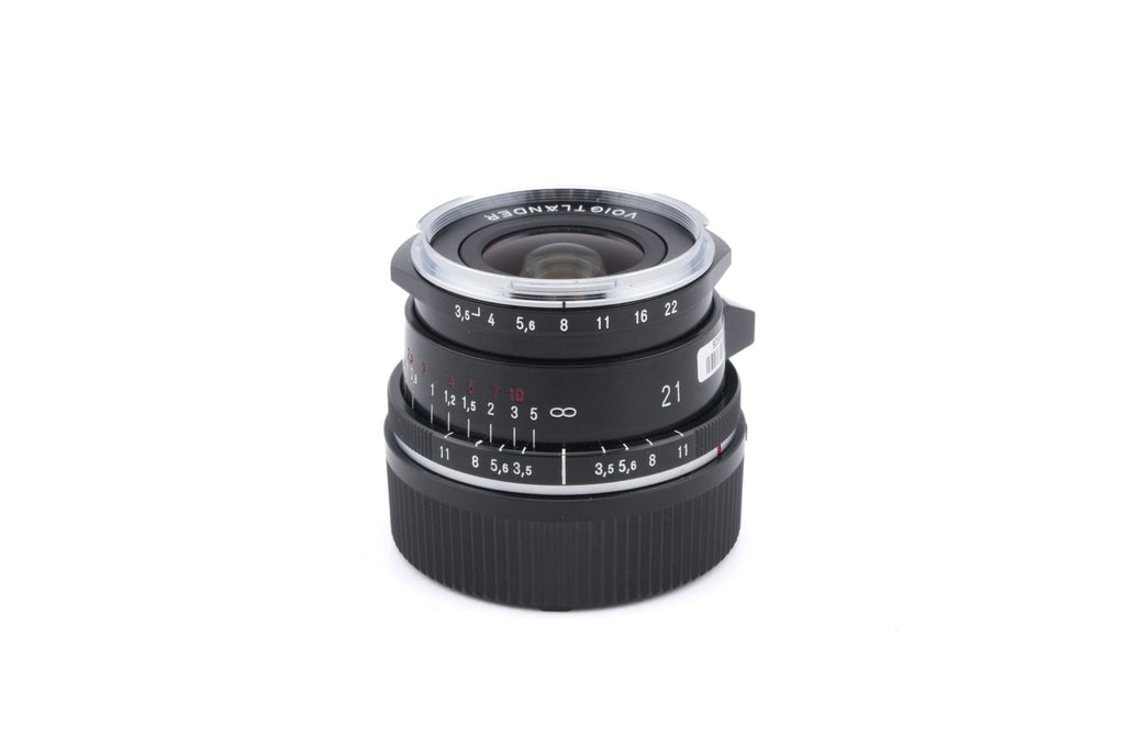 Voigtländer 21mm f3.5 Color-Skopar VM II + 21/25mm Optical Viewfinder