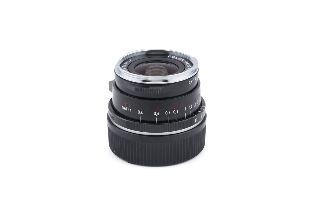 Voigtländer 21mm f3.5 Color-Skopar VM II + 21/25mm Optical Viewfinder