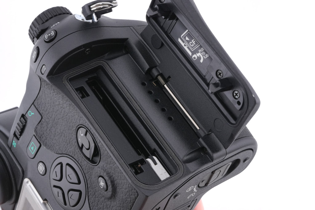 Olympus E-1