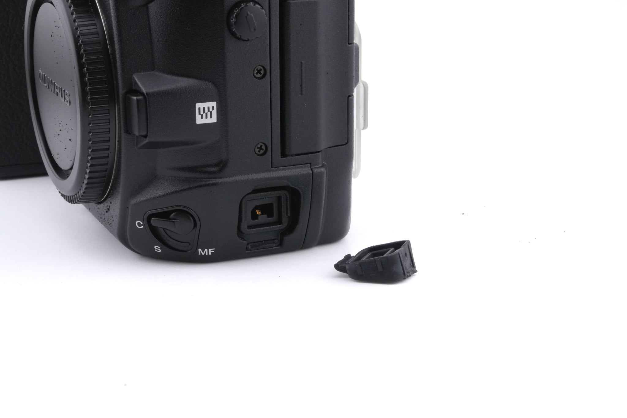 Olympus E-1