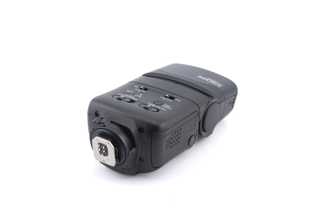 Canon 320EX Speedlite