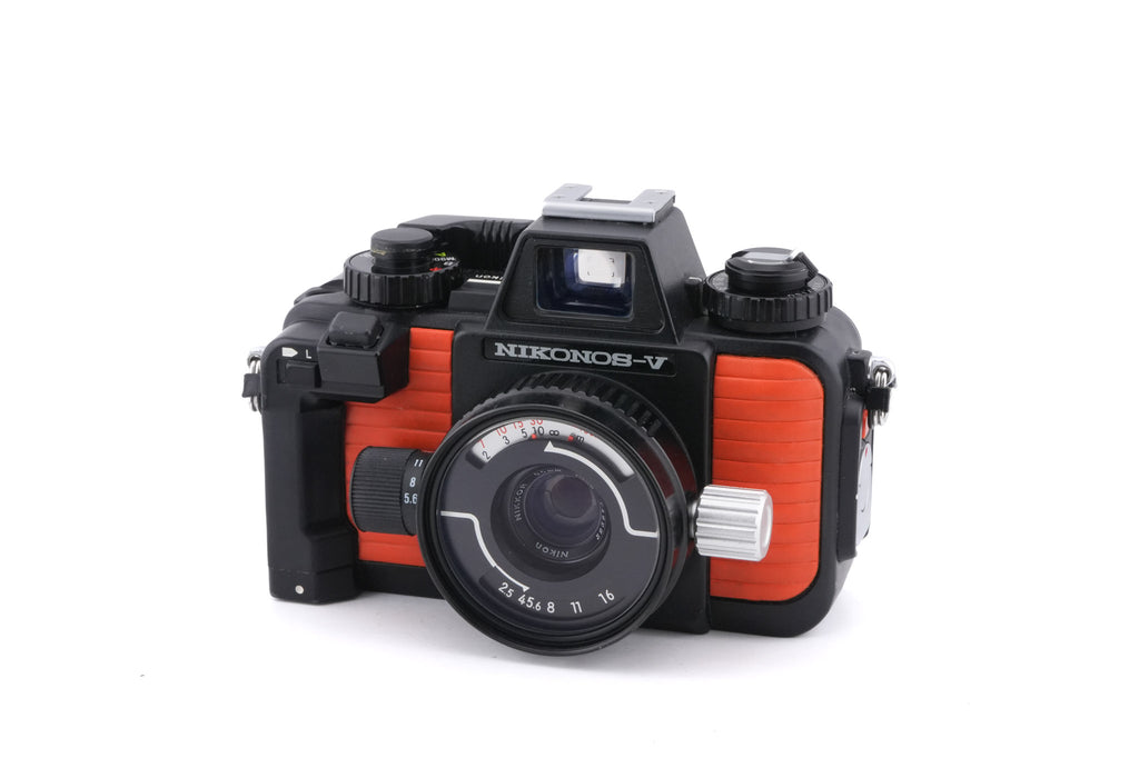 Nikon Nikonos-V + 35mm f2.5 Nikkor
