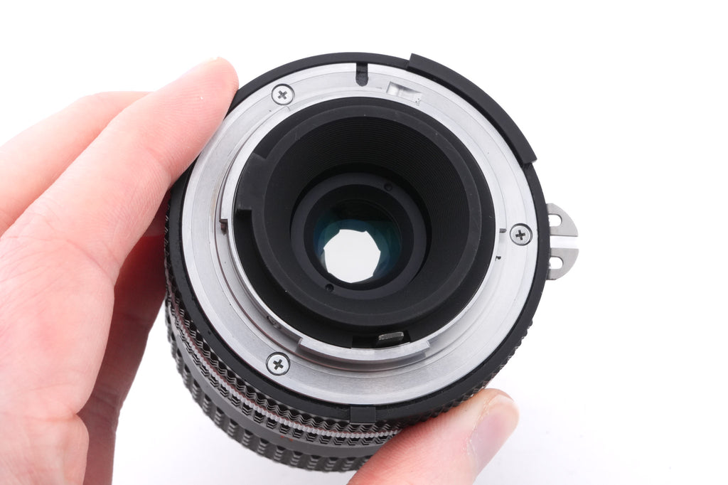 Nikon 35-70mm f3.3-4.5 Zoom-Nikkor AI-S