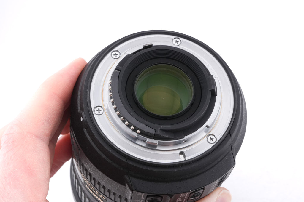 Nikon 18-200mm f3.5-5.6 AF-S Nikkor G ED VR
