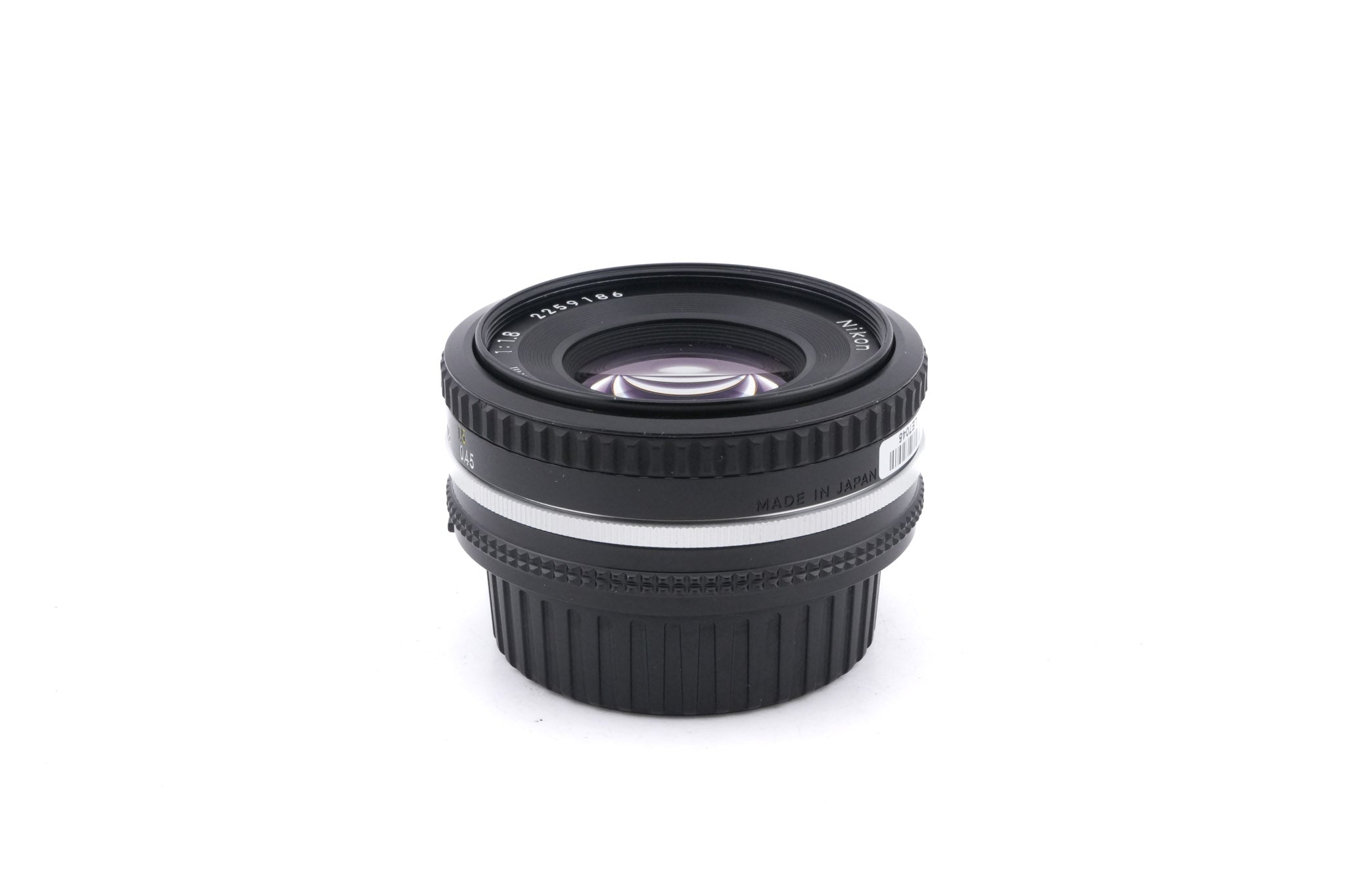 Nikon 50mm f1.8 Nikkor AI-S (0.45m)