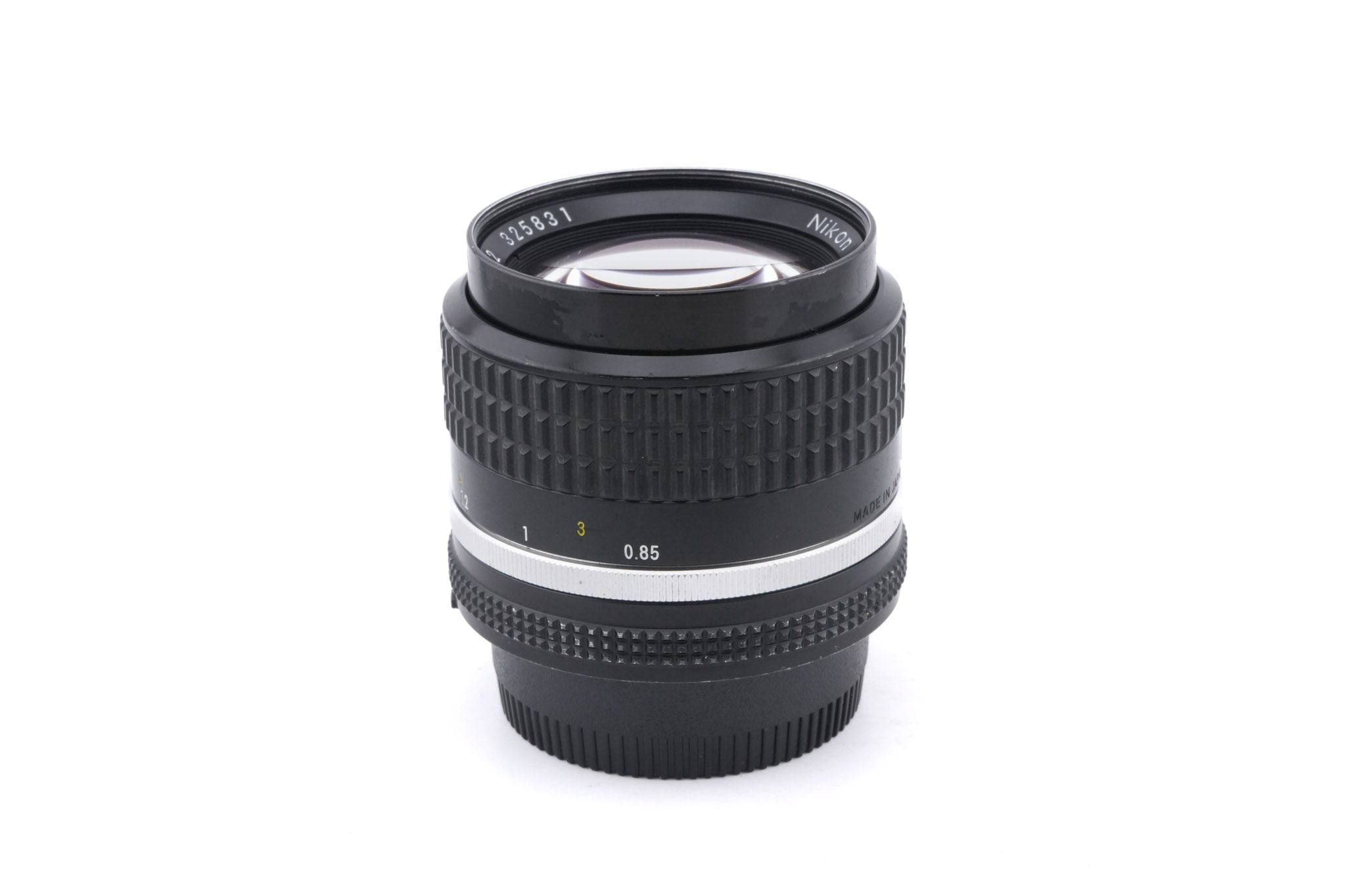 Nikon 85mm f2 Nikkor AI-S