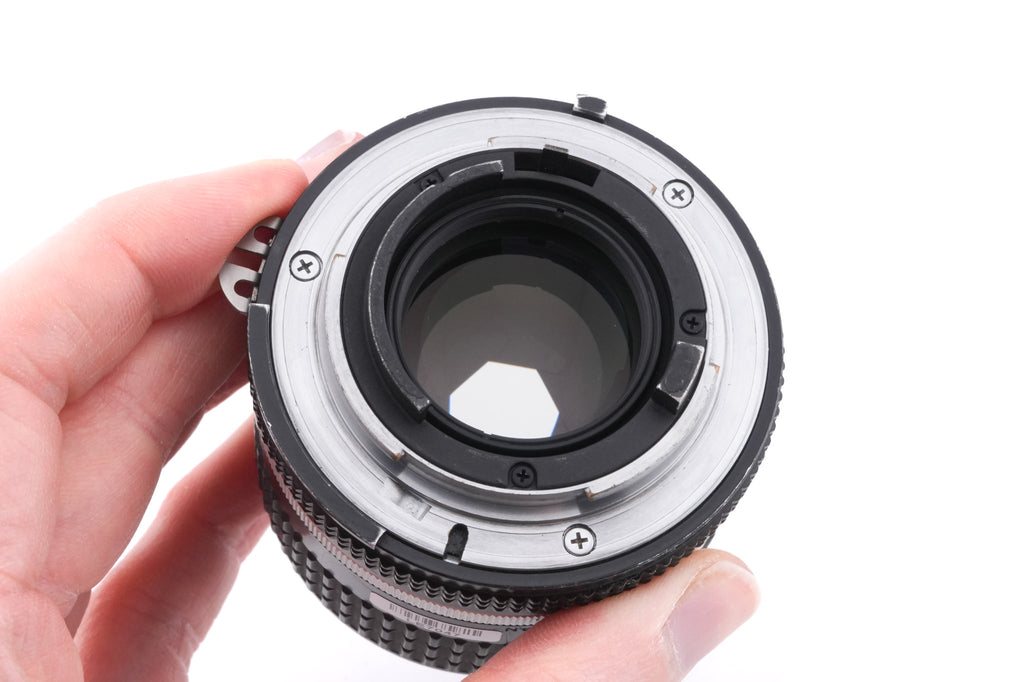 Nikon 85mm f2 Nikkor AI-S
