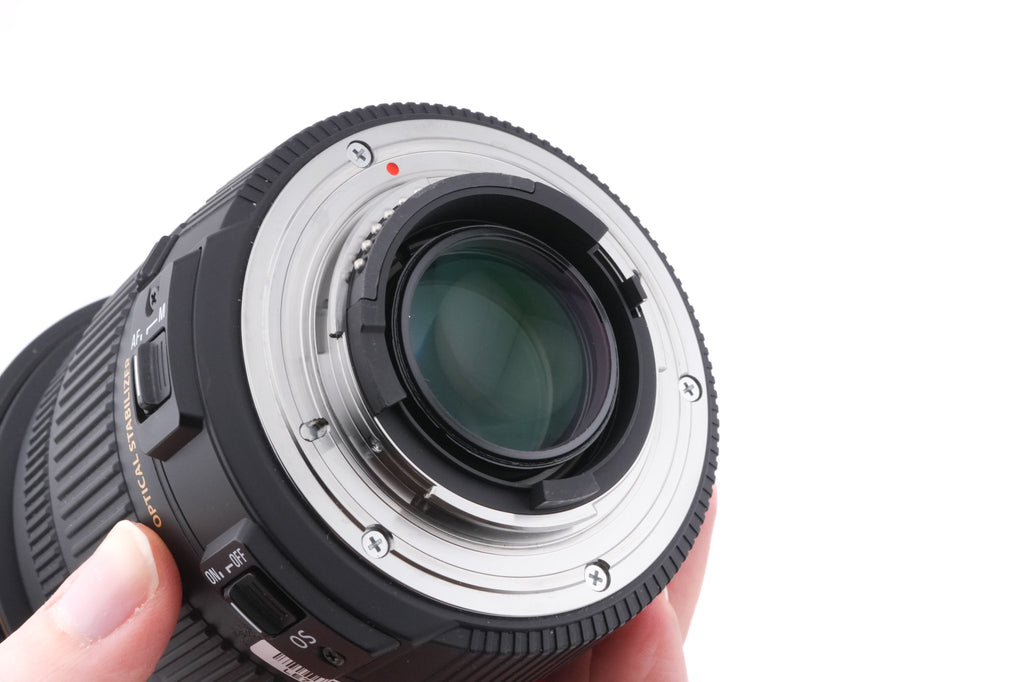 Sigma 17-50mm f2.8 EX DC OS HSM