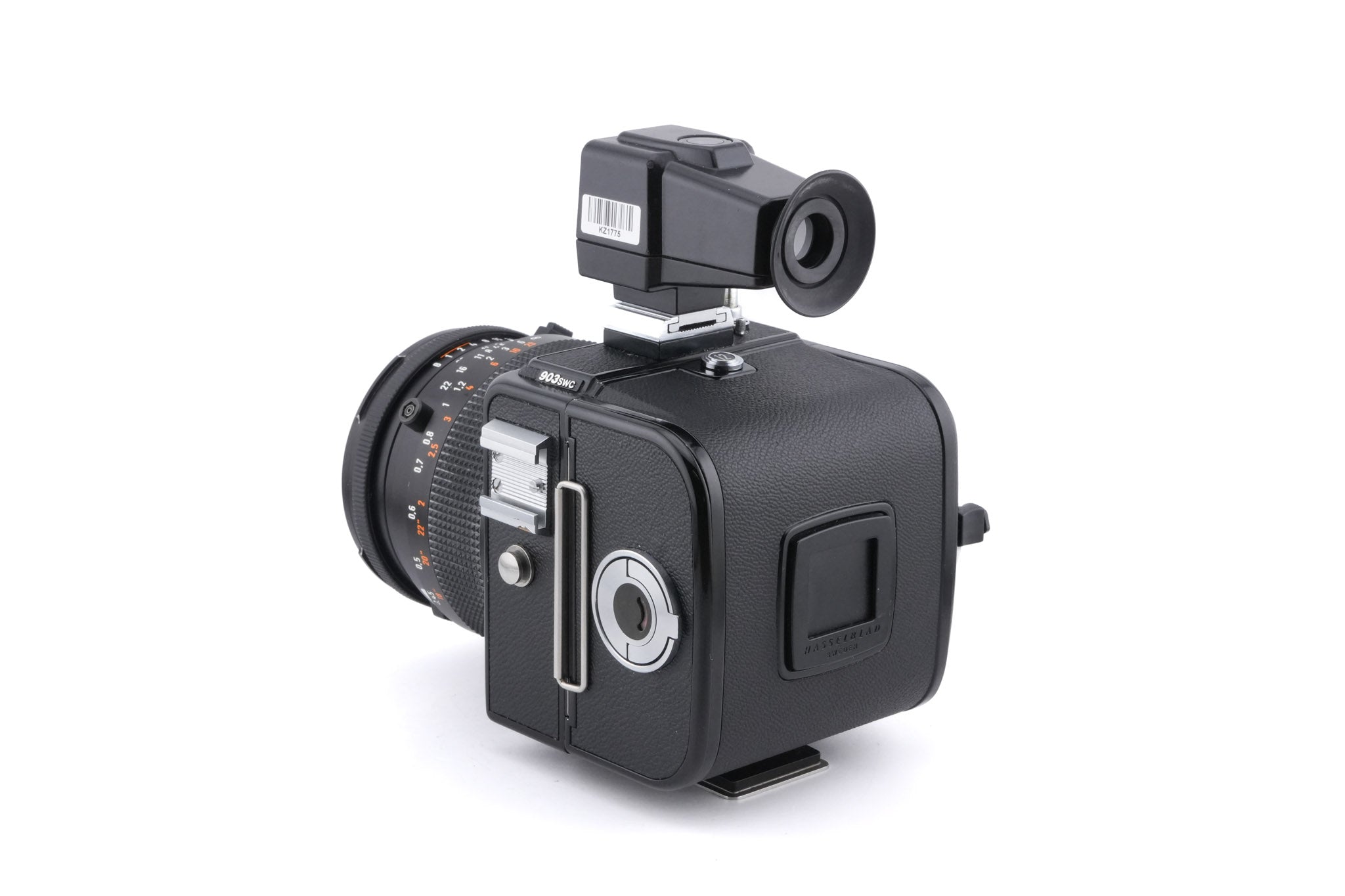 Hasselblad 903SWC (Black, 10201) + SWC Viewfinder (52036) + B60 Lens Shade 60 / 38-60 (40668) + A12N Film Magazine