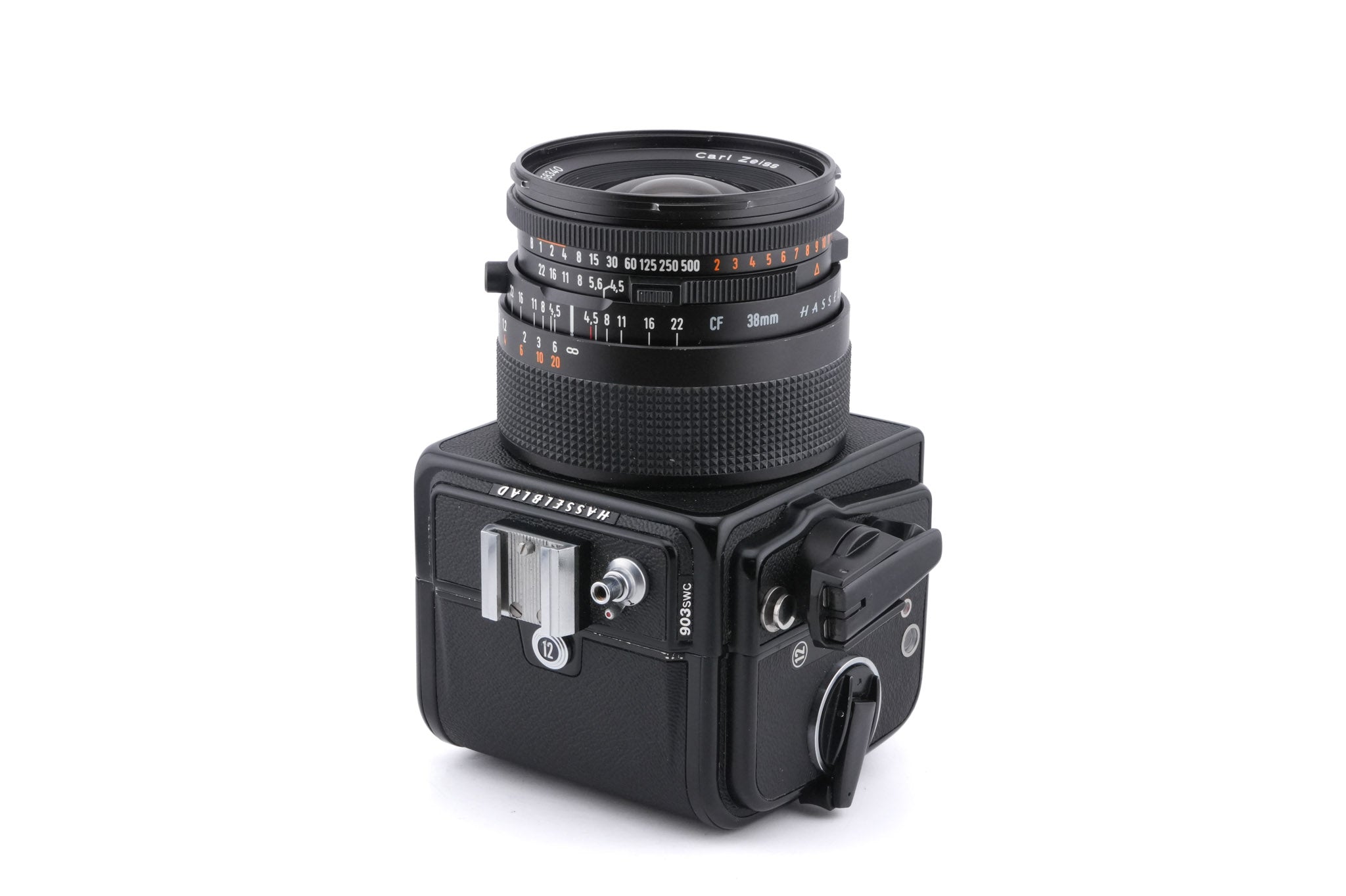 Hasselblad 903SWC (Black, 10201) + SWC Viewfinder (52036) + B60 Lens Shade 60 / 38-60 (40668) + A12N Film Magazine