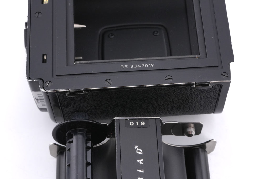 Hasselblad 903SWC (Black, 10201) + SWC Viewfinder (52036) + B60 Lens Shade 60 / 38-60 (40668) + A12N Film Magazine