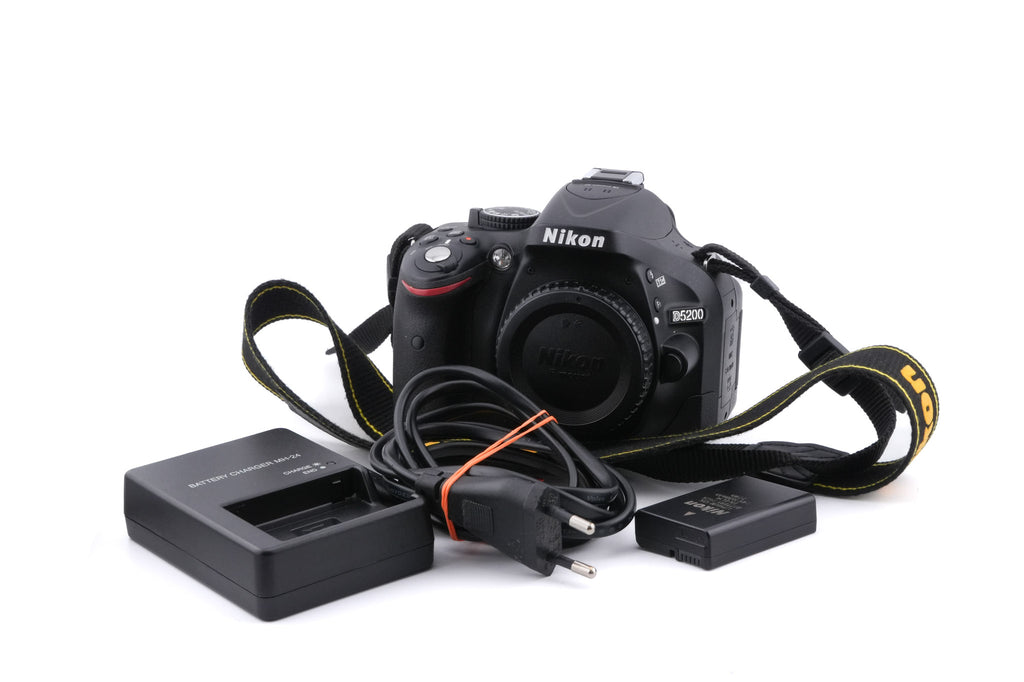 Nikon D5200