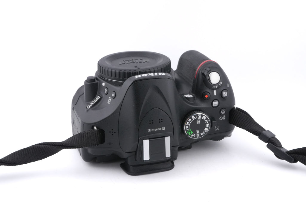 Nikon D5200