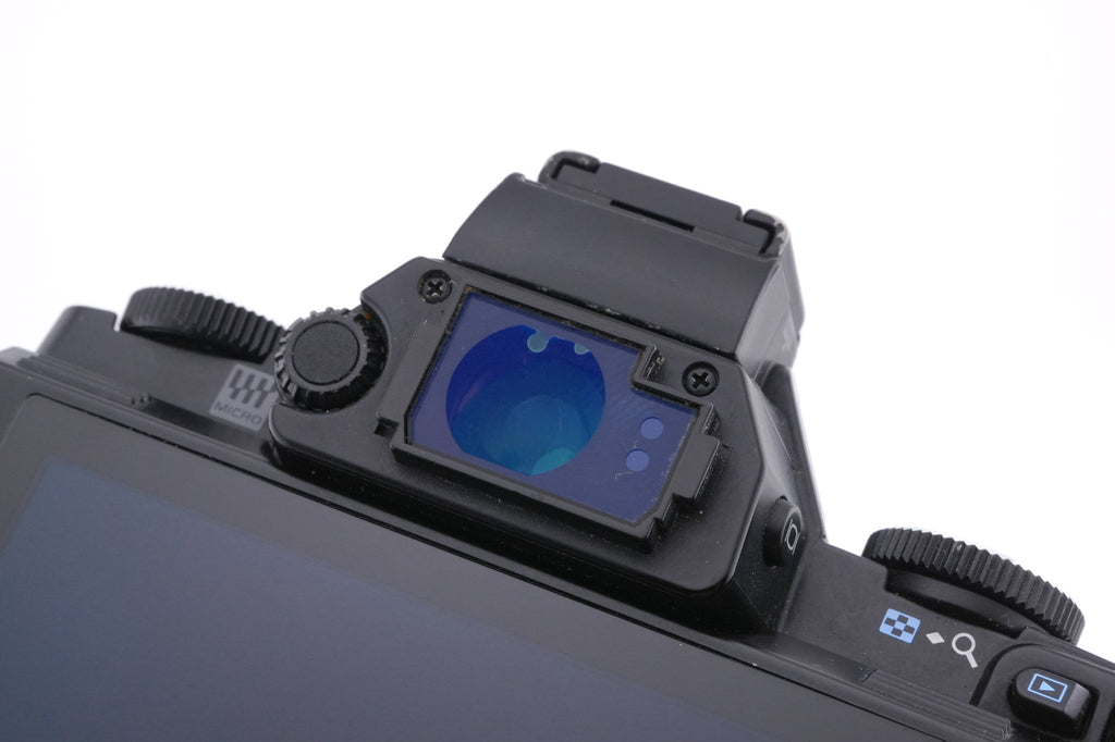 Olympus OM-D E-M5 + FL-LM2 Flash