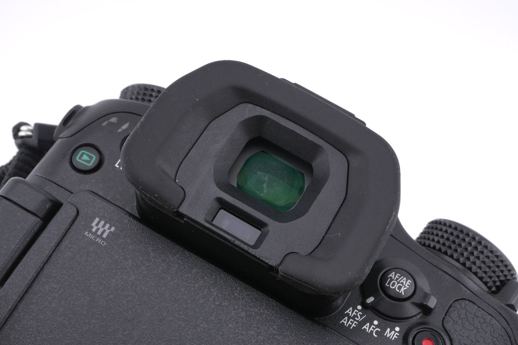 Panasonic Lumix DMC-GH4