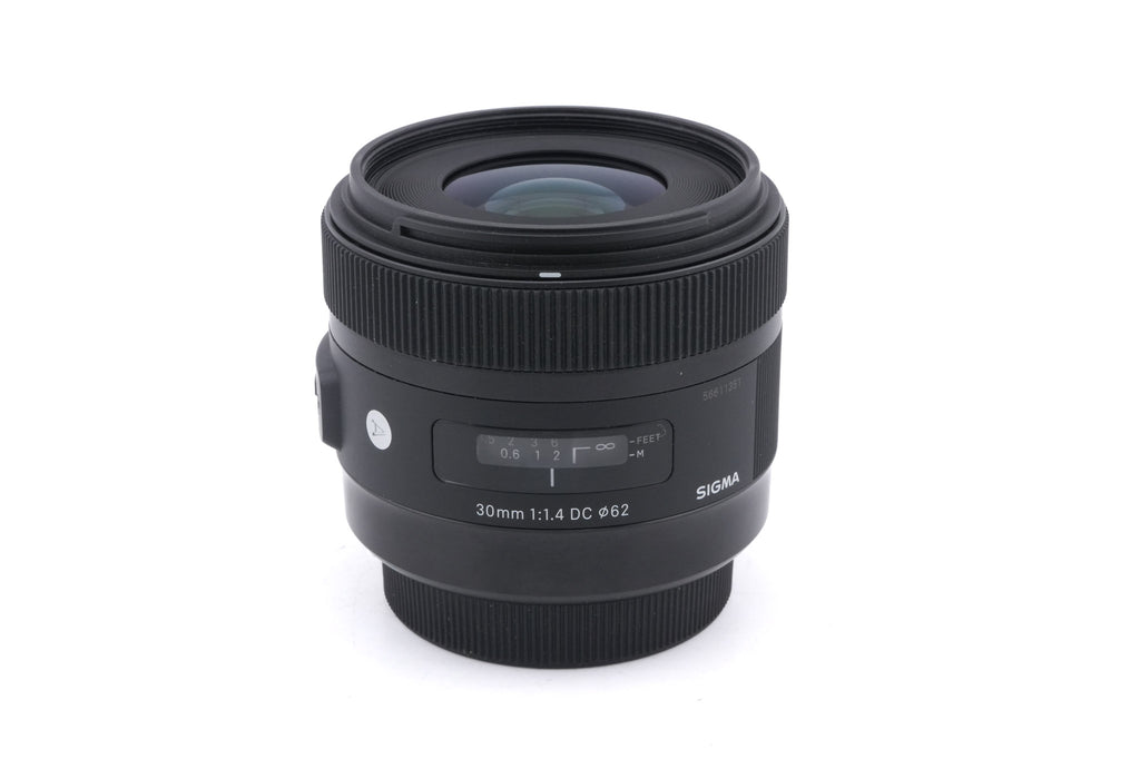 Sigma 30mm f1.4 DC Art (013)