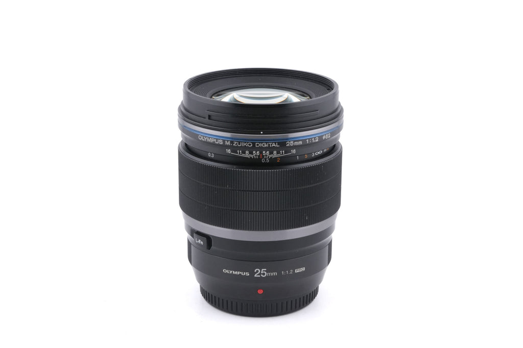 Olympus 25mm f1.2 M.Zuiko Digital Pro