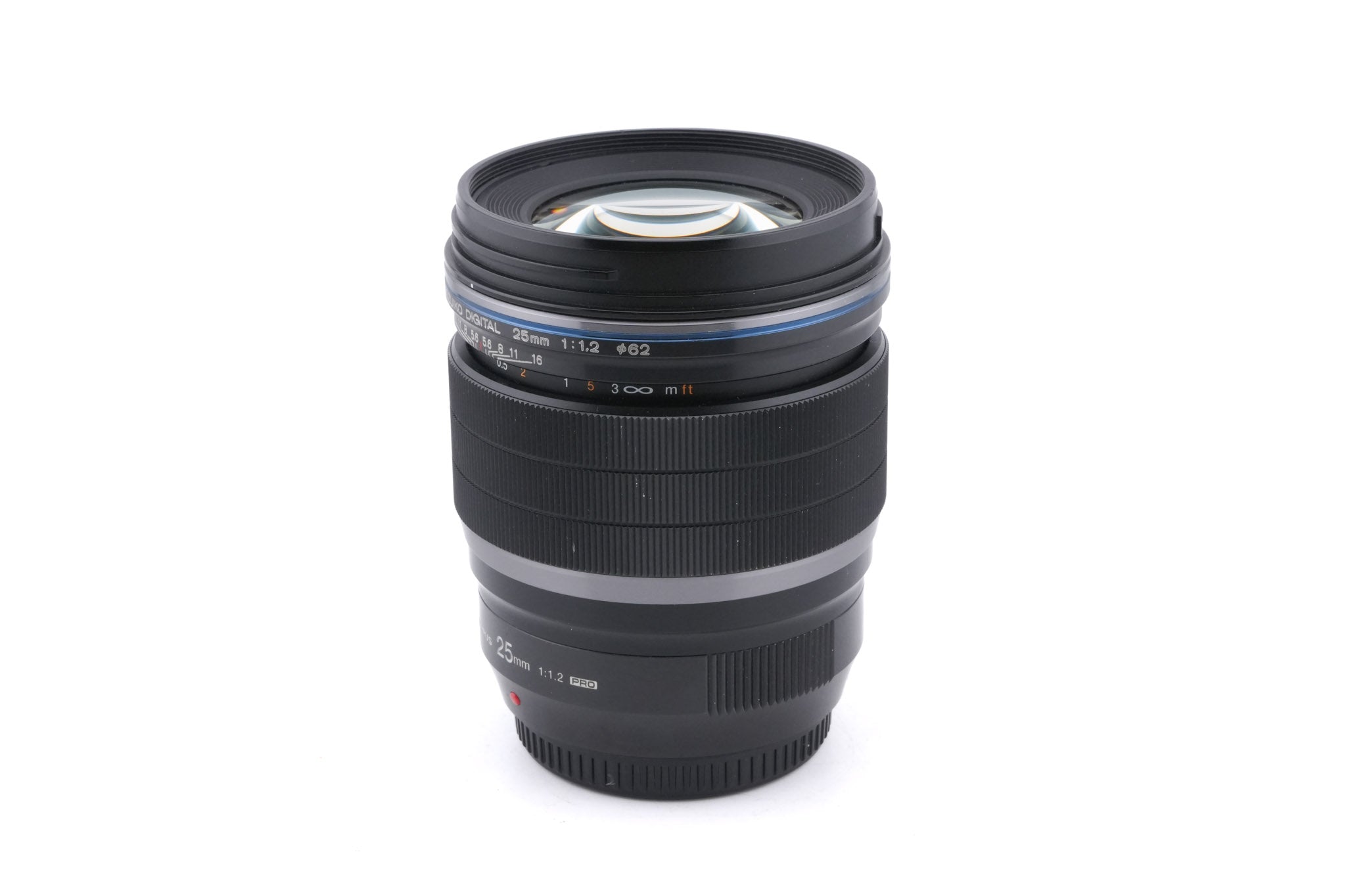Olympus 25mm f1.2 M.Zuiko Digital Pro