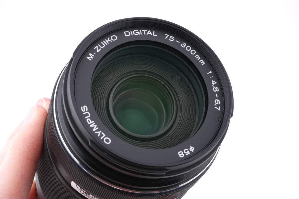 Olympus 75-300mm f4.8-6.7 M.Zuiko Digital II ED MSC
