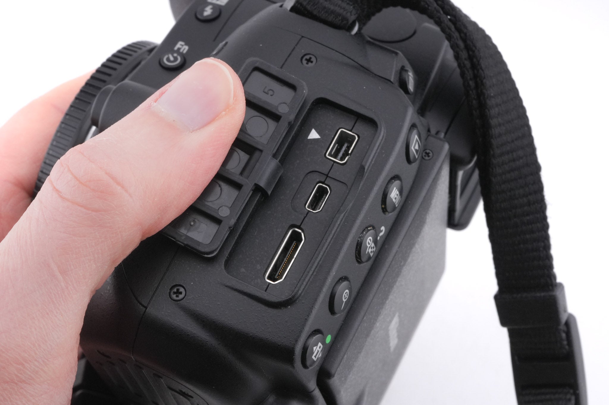 Nikon D5000