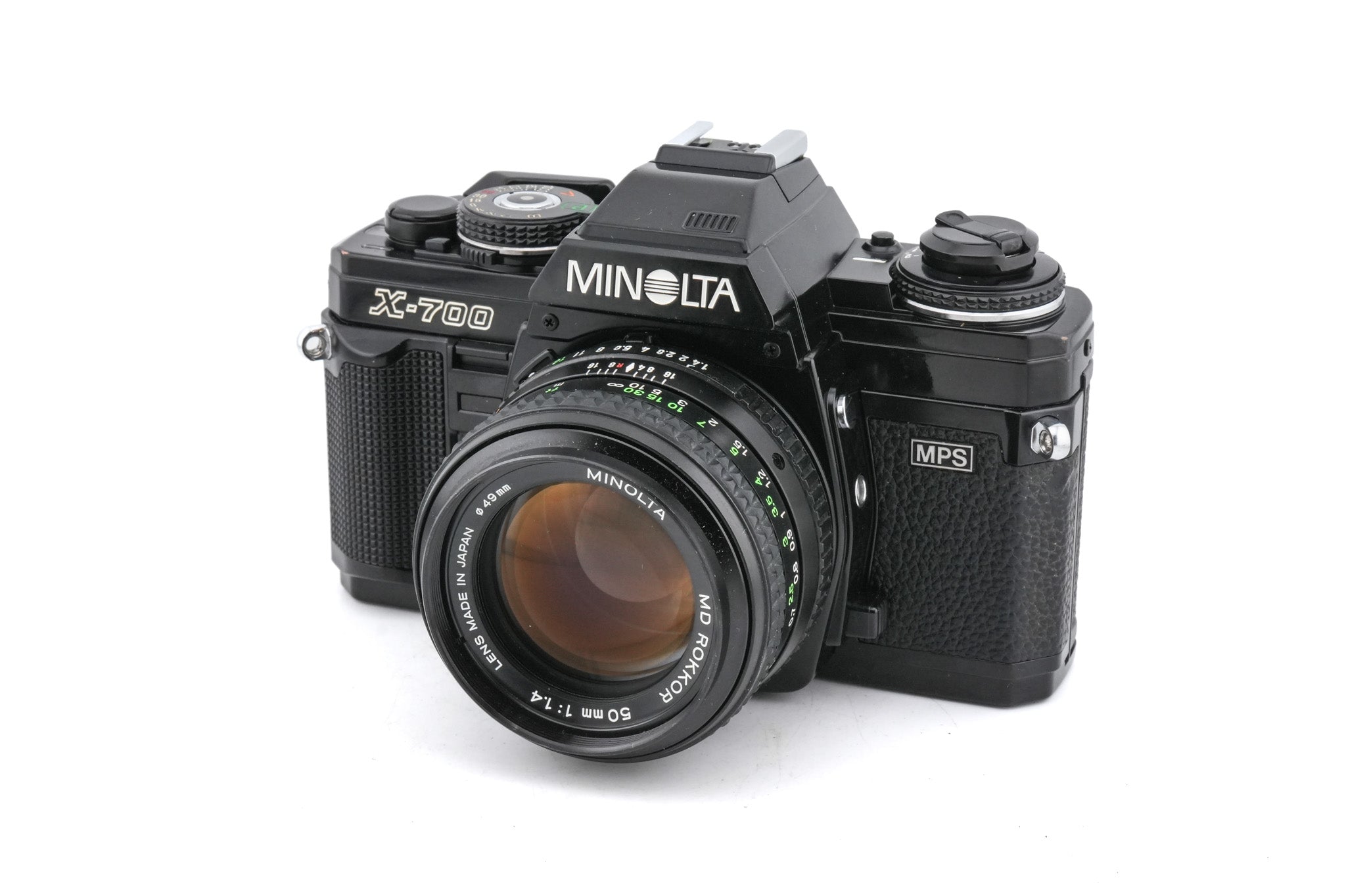 Minolta X-700 and online a Minolta SRT 101 w extra batteries and accessories