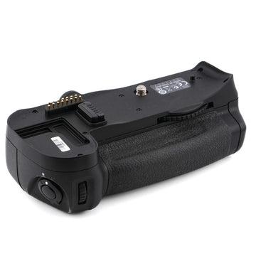 Nikon MB-D10 Multi-Power Battery Pack