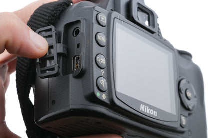 Nikon D40