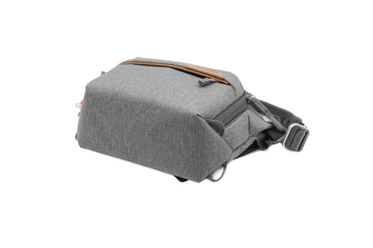 Peak Design Everyday Sling 3L V2