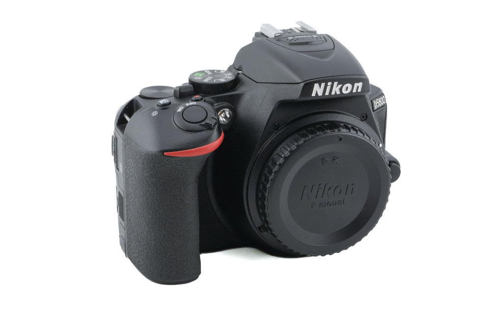Nikon D5600