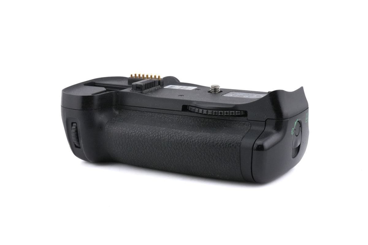 Nikon MB-D10 Multi-Power Battery Pack