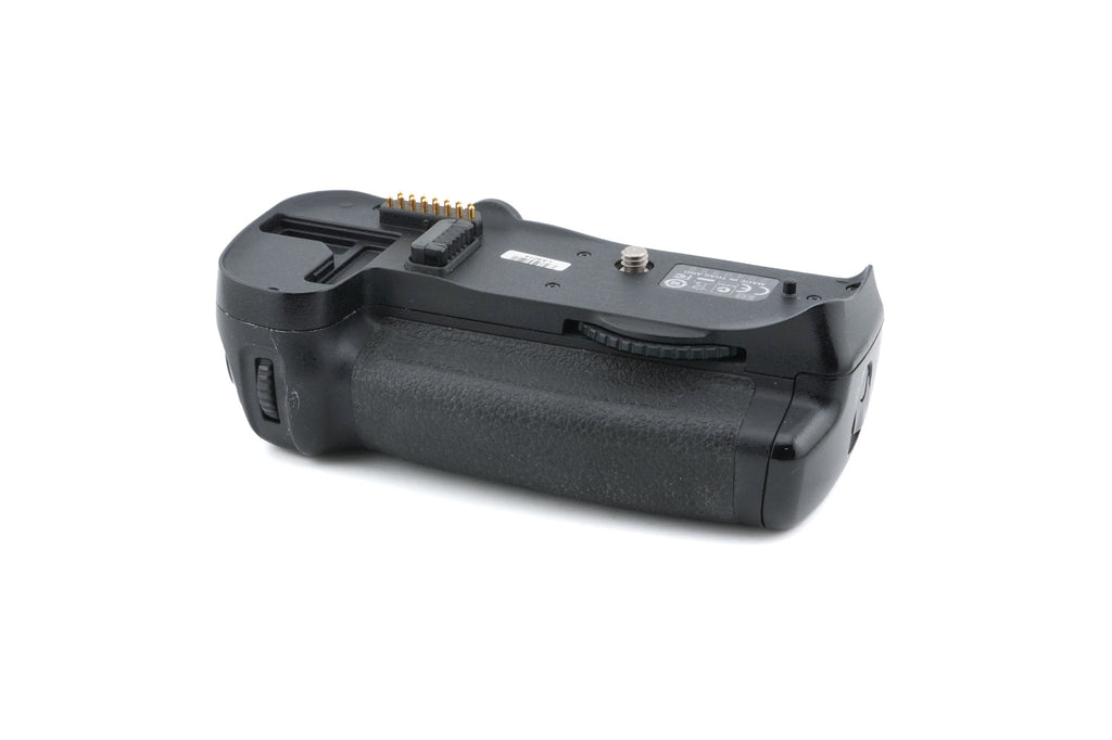 Nikon MB-D10 Multi-Power Battery Pack