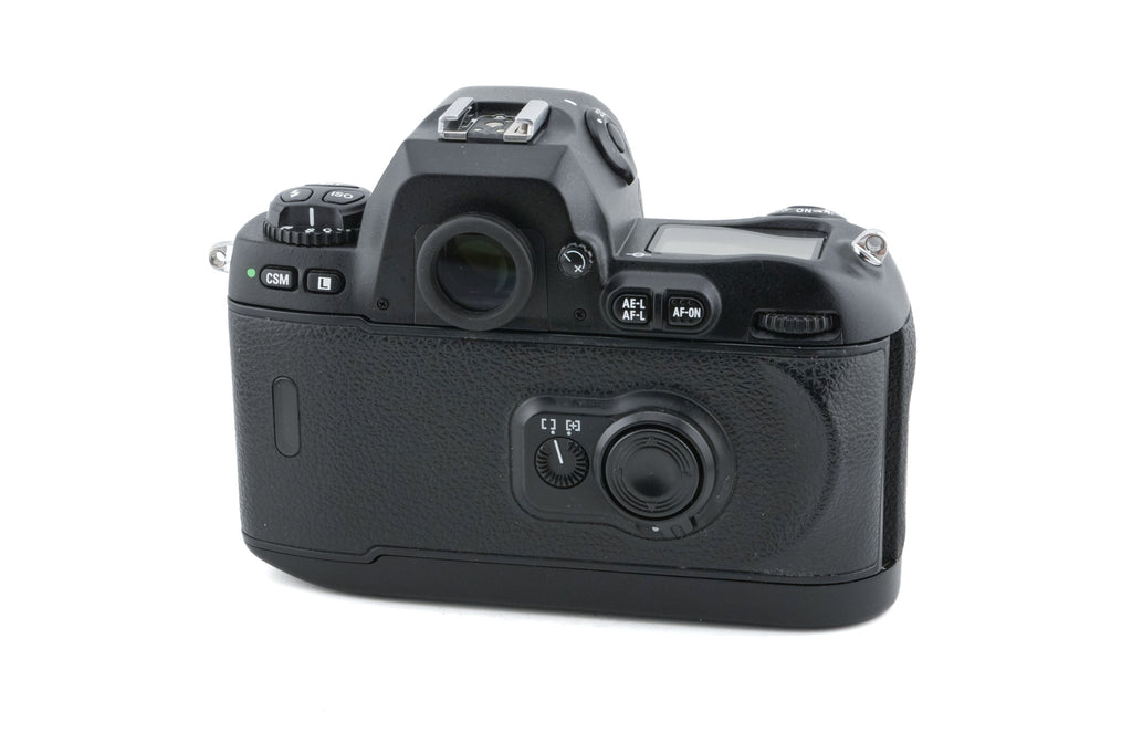 Nikon F100