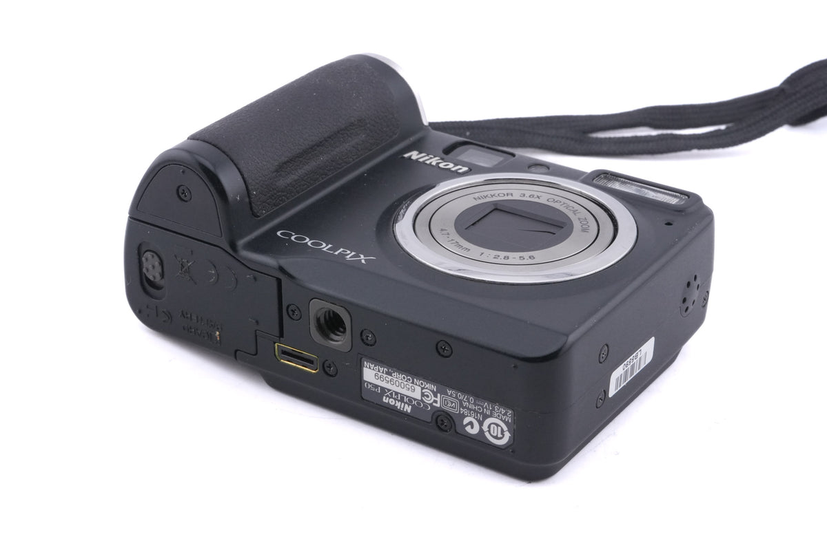 Nikon Coolpix P50
