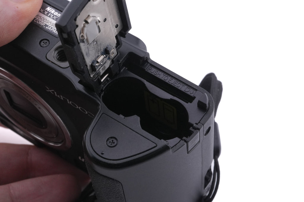 Nikon Coolpix P50