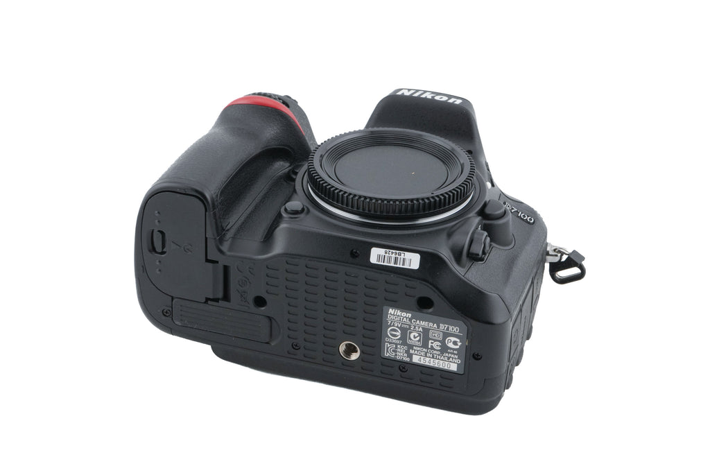 Nikon D7100