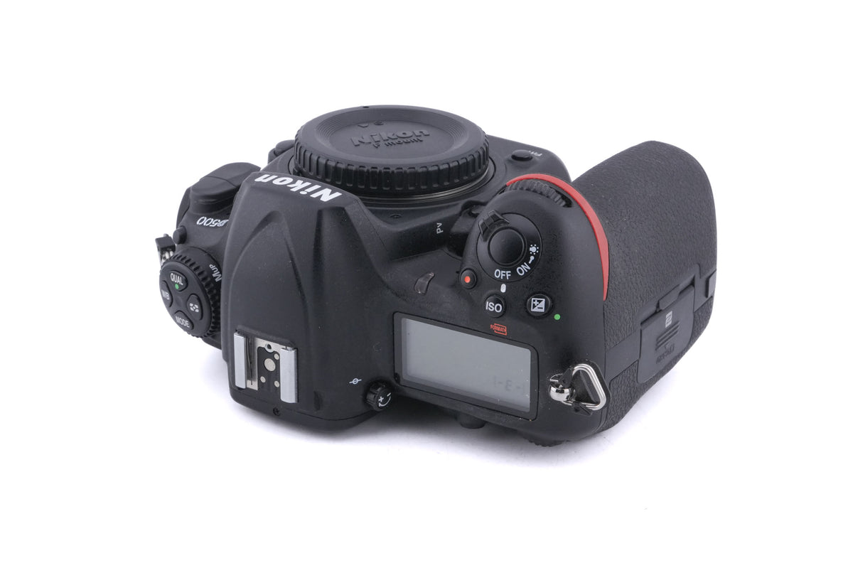 Nikon D500