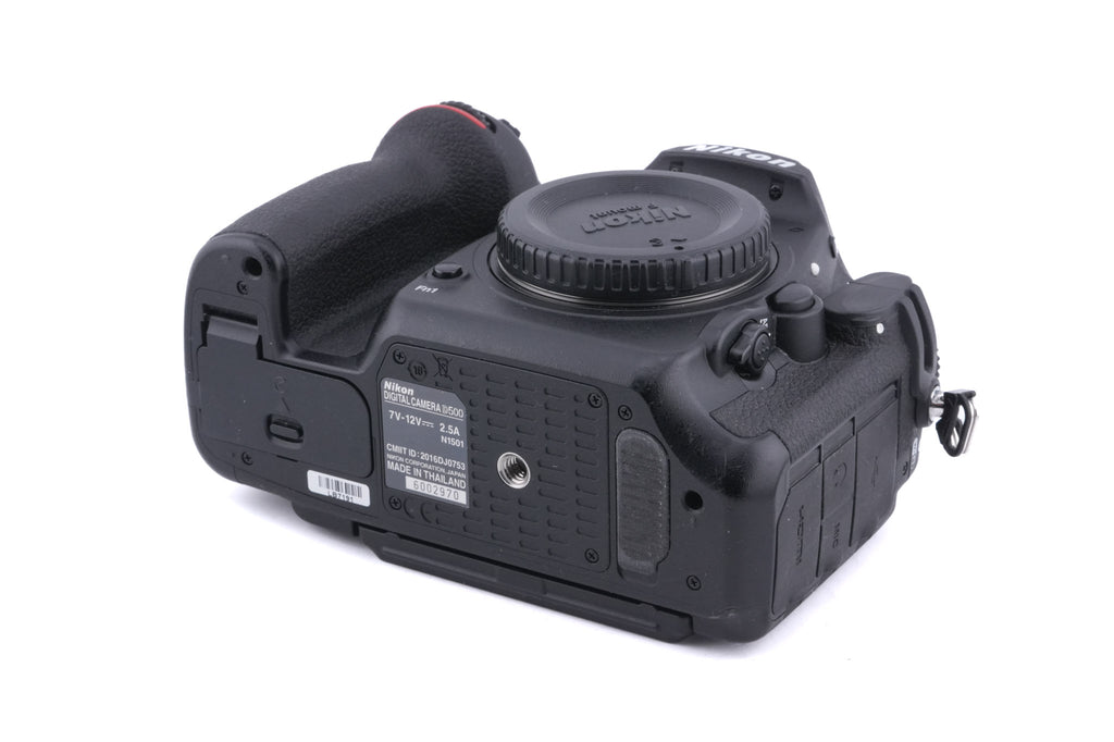 Nikon D500