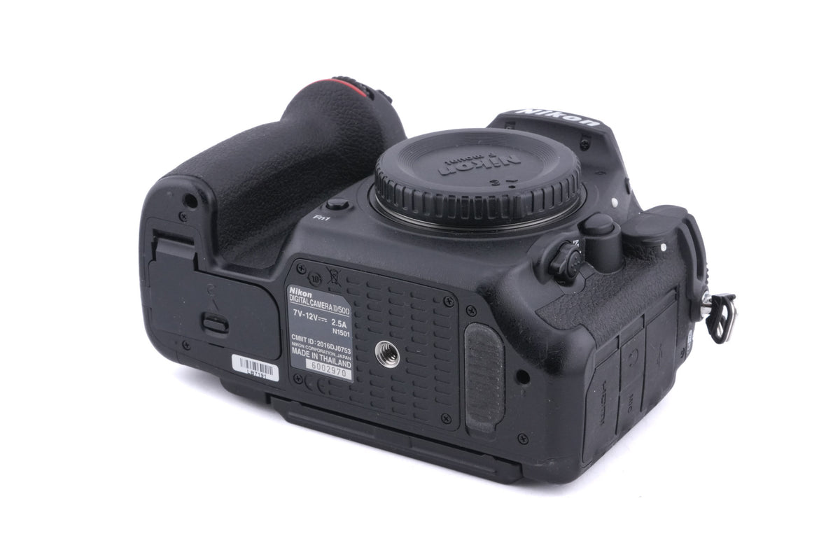 Nikon D500
