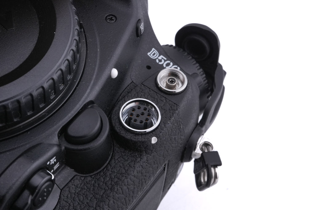 Nikon D500
