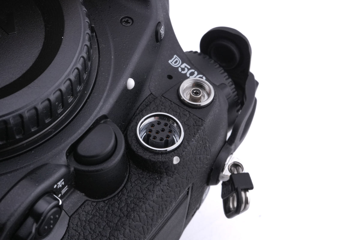Nikon D500