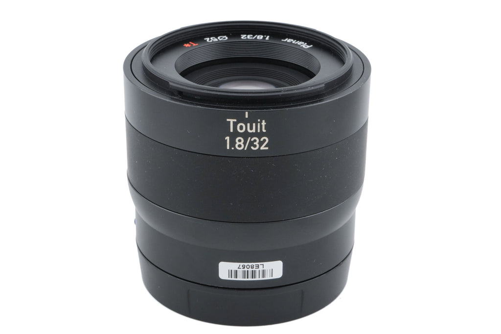 Carl Zeiss 32mm f1.8 Planar T* Touit