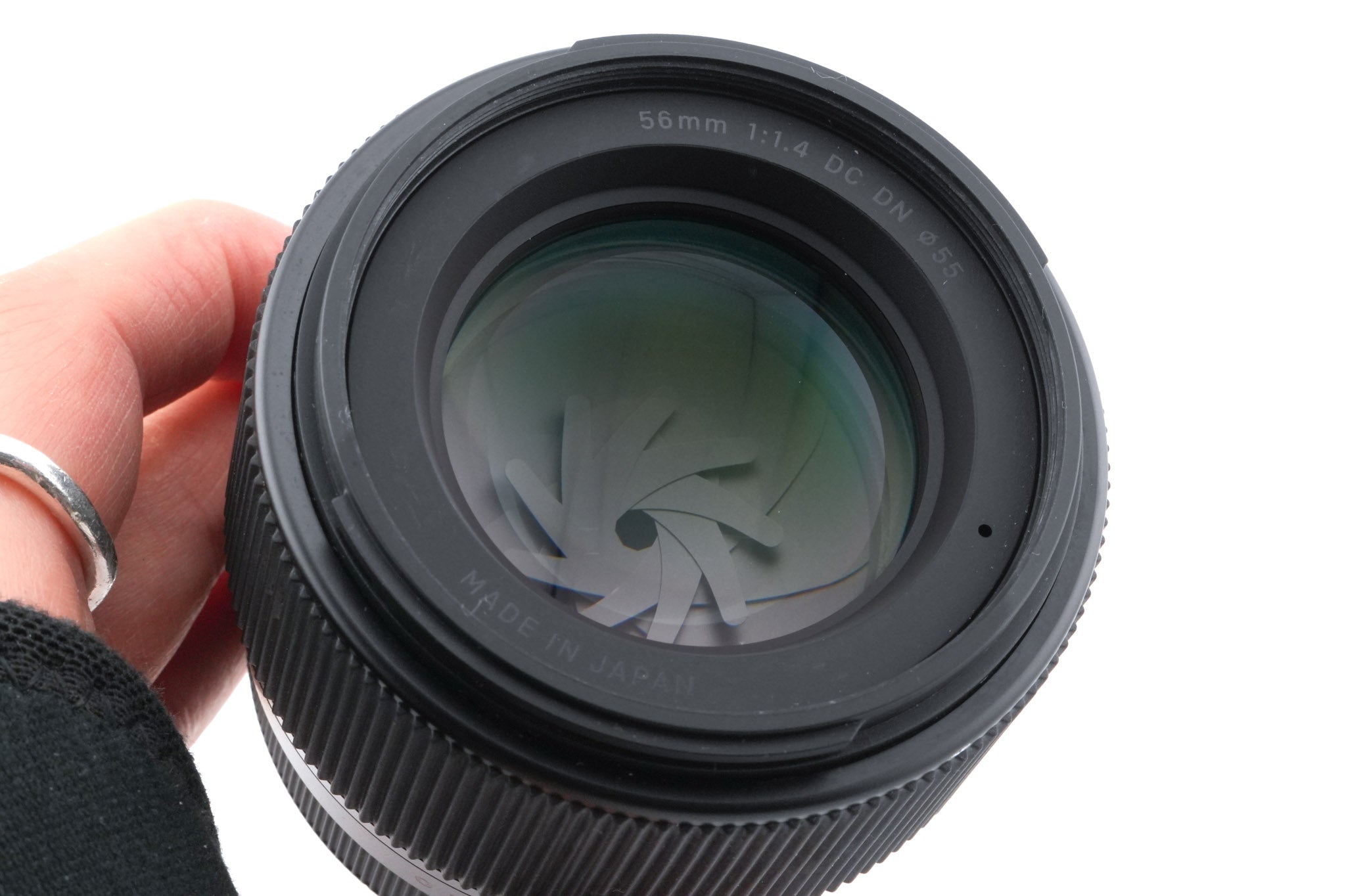 Sigma 56mm f1.4 DC DN HSM Contemporary (018)
