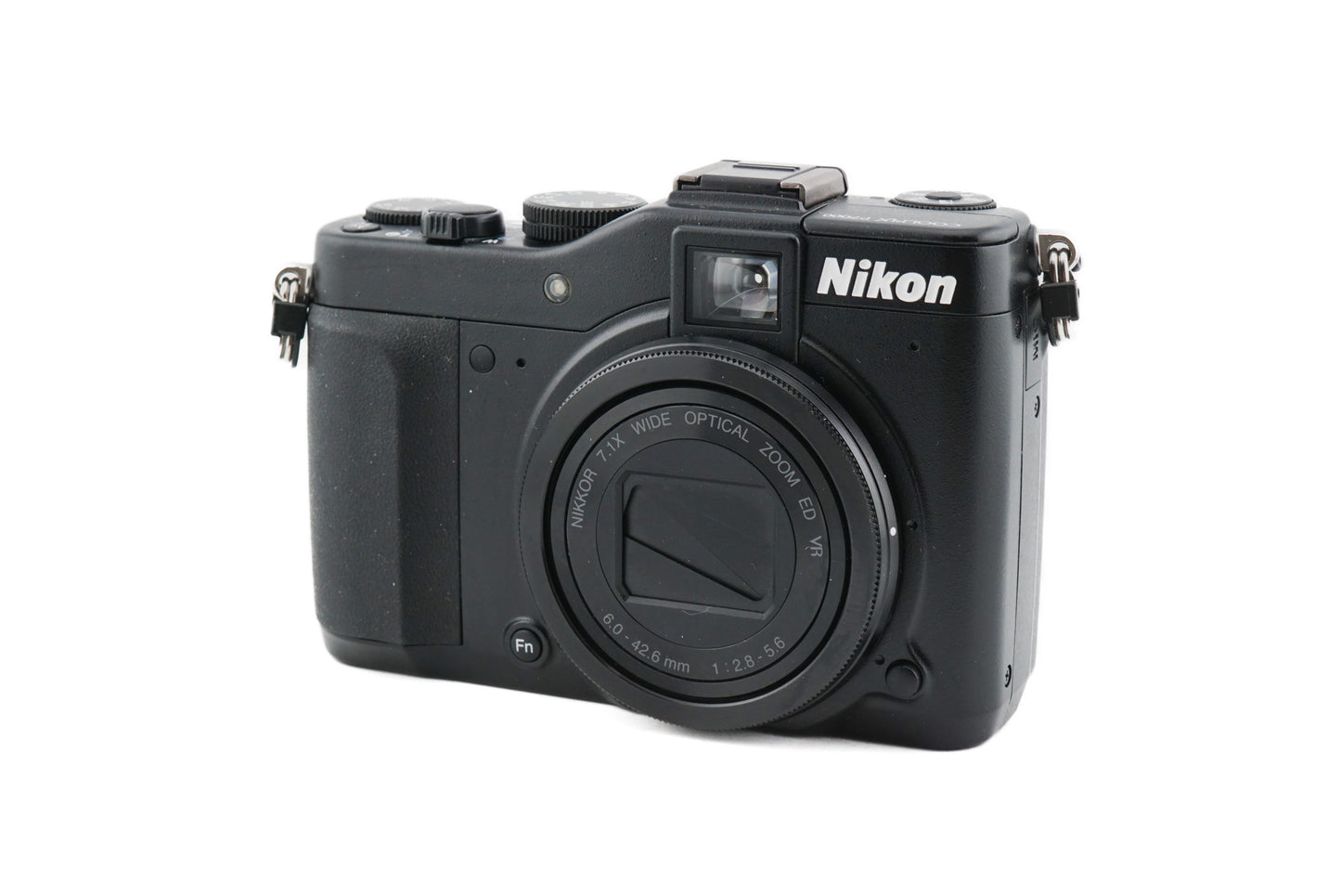 Nikon Coolpix P7000 - Camera