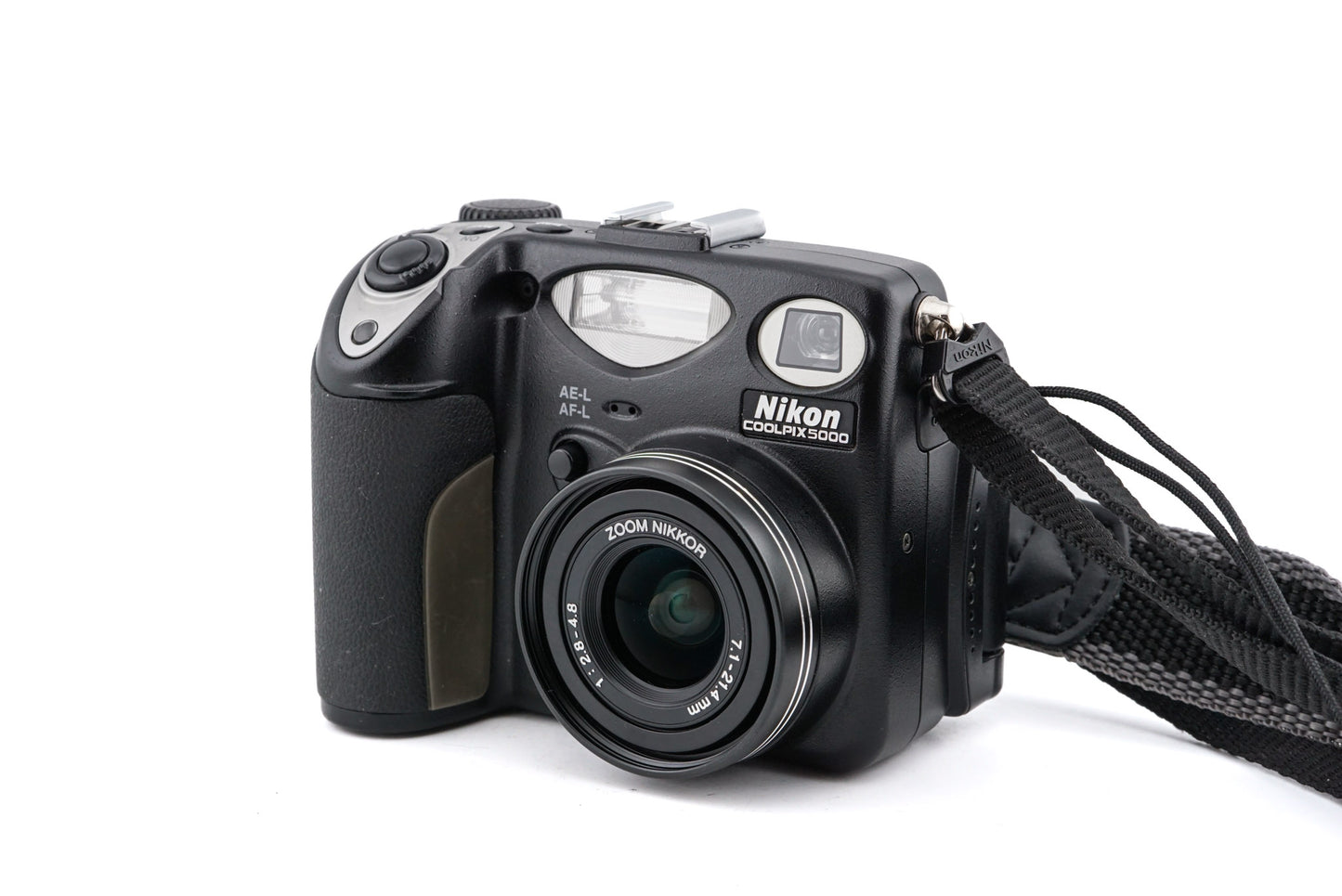 Nikon Coolpix 5000 - Camera