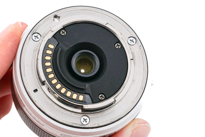 Nikon 1 S1 + 30-110mm f3.8-5.6 VR Nikkor 1 + 11-27.5mm f3.5-5.6 1 Nikkor