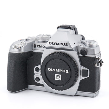 Olympus OM-D E-M1 + FL-LM2 Flash