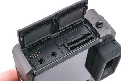 Hasselblad X1D II 50C + Battery Charging Hub Set