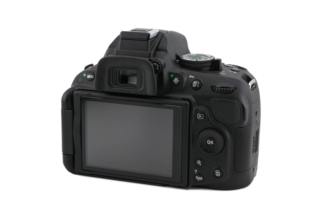 Nikon D5200