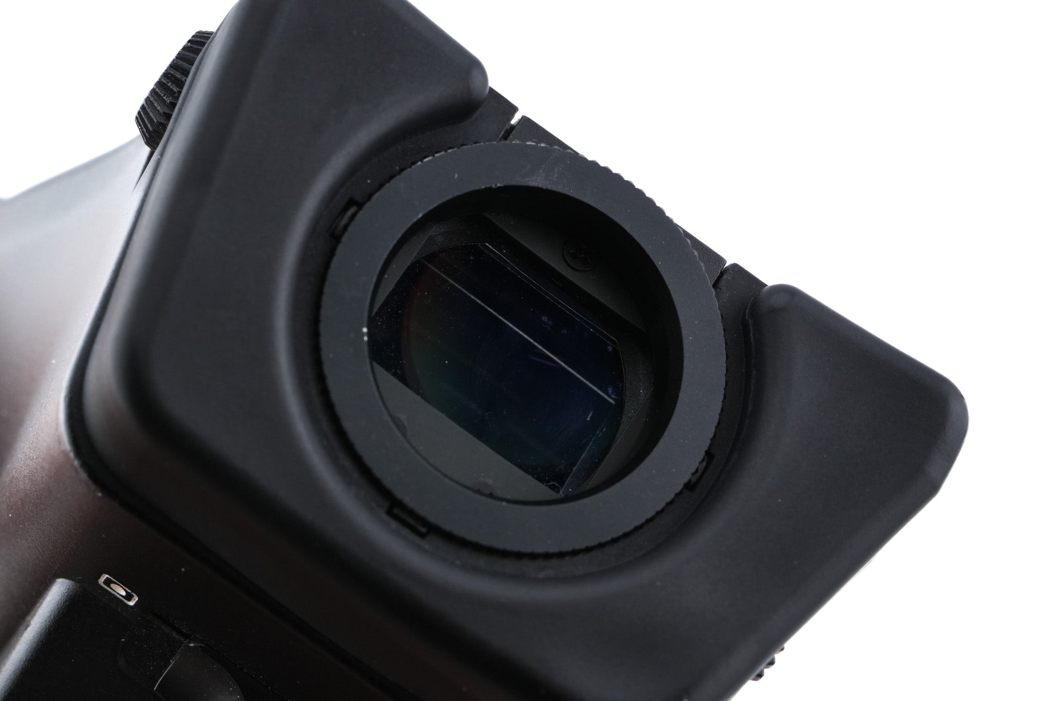 Contax 645 + MF-1 AE Prism Finder + MFB-1 120/220 Film Back Holder + 80mm f2 Planar T*